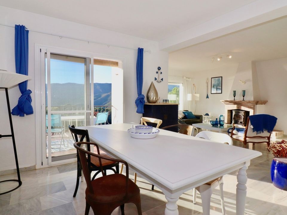 Cave houses for sale in Malaga, Andalucia Kyero