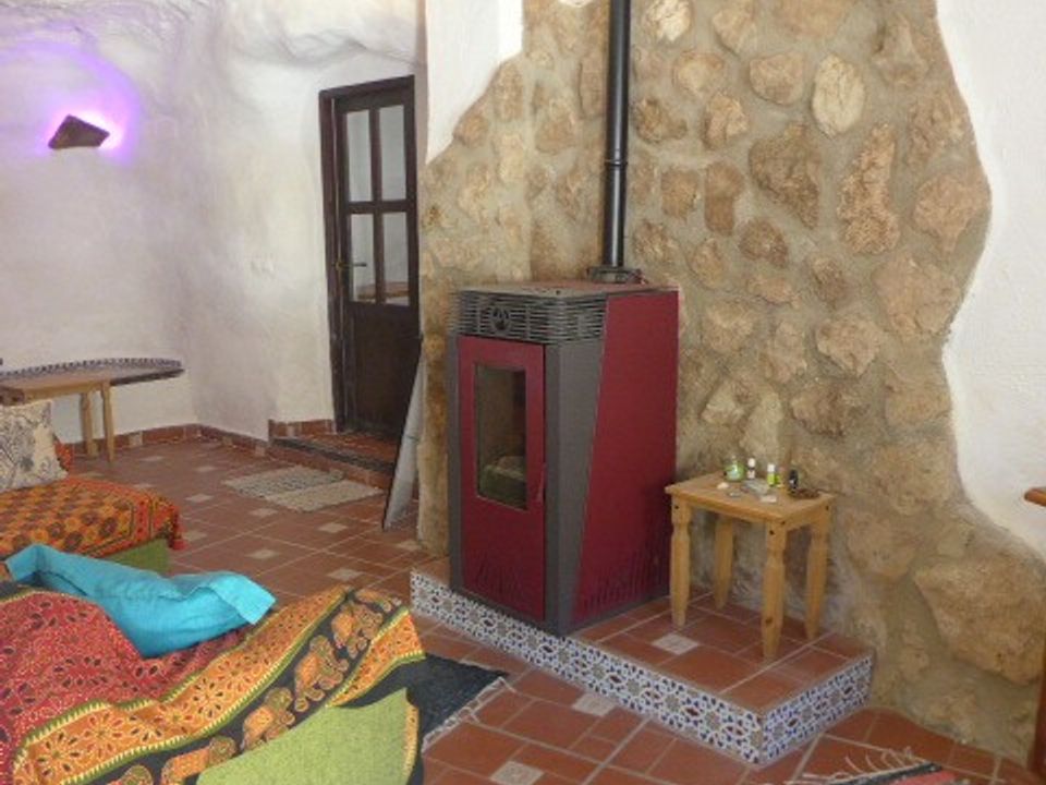 Cave house for sale in Galera, Granada province € 70,000 Ref