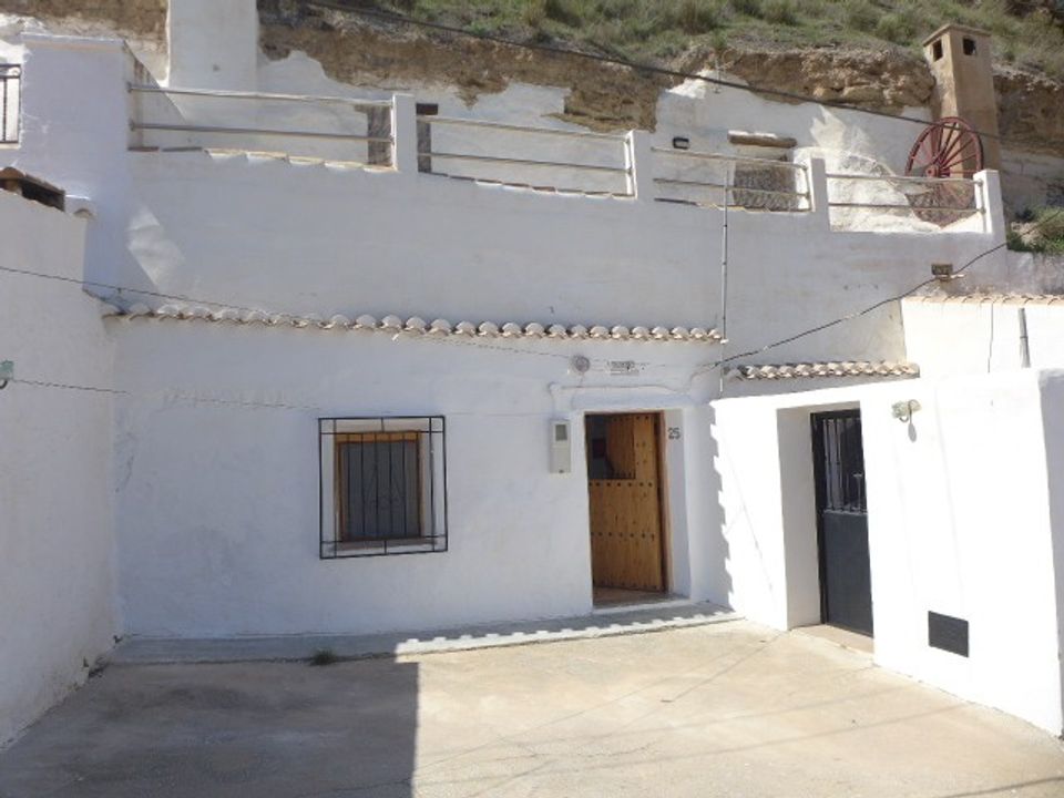 Cave houses for sale in Galera, Granada province Kyero