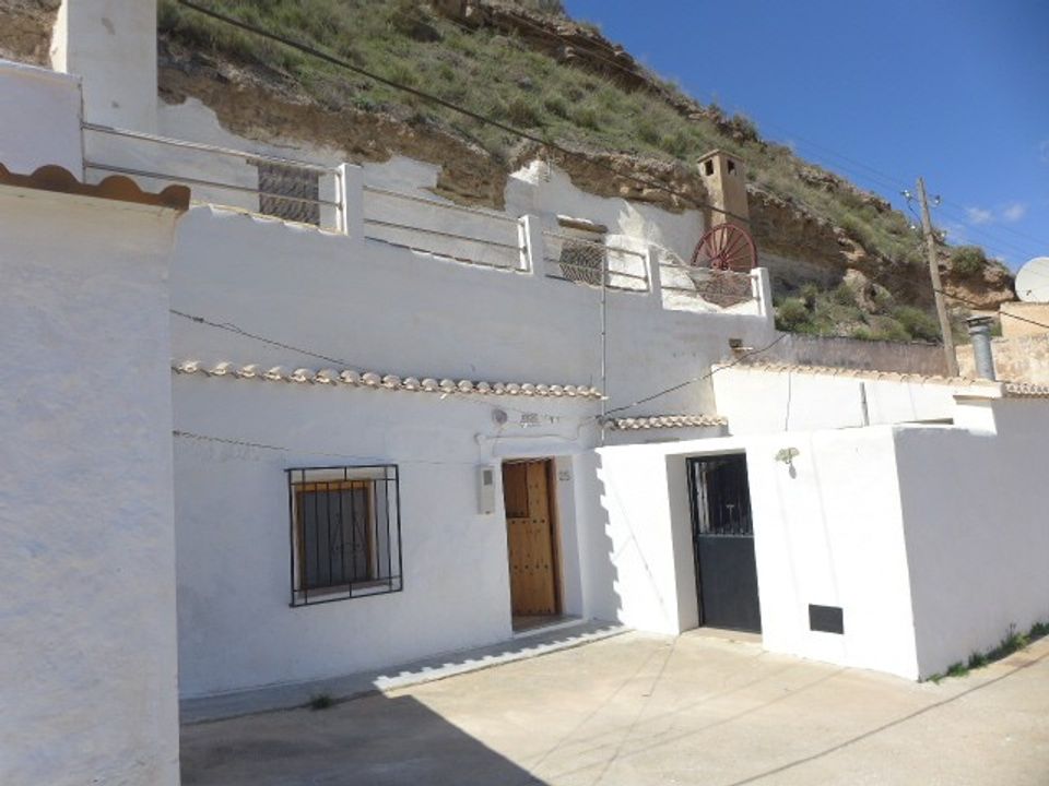 Cave houses for sale in Galera, Granada province Kyero