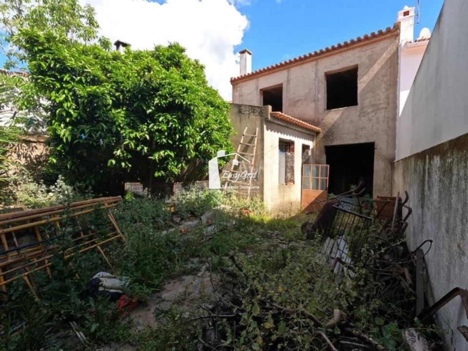 Properties for sale in Cuba, Beja District