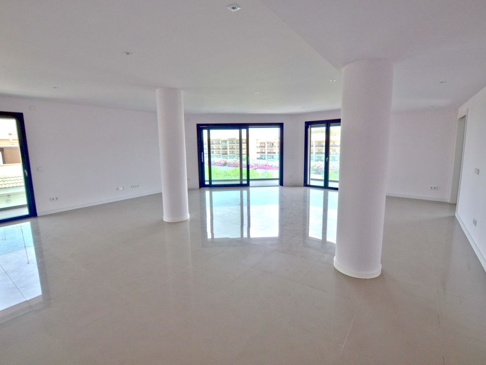 Properties for sale in Port D'alcudia, Majorca Kyero