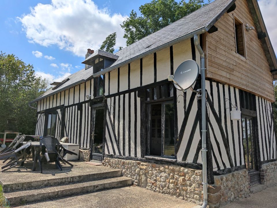 Villa for sale in Lisieux, Calvados € 139,000 Ref 12357742