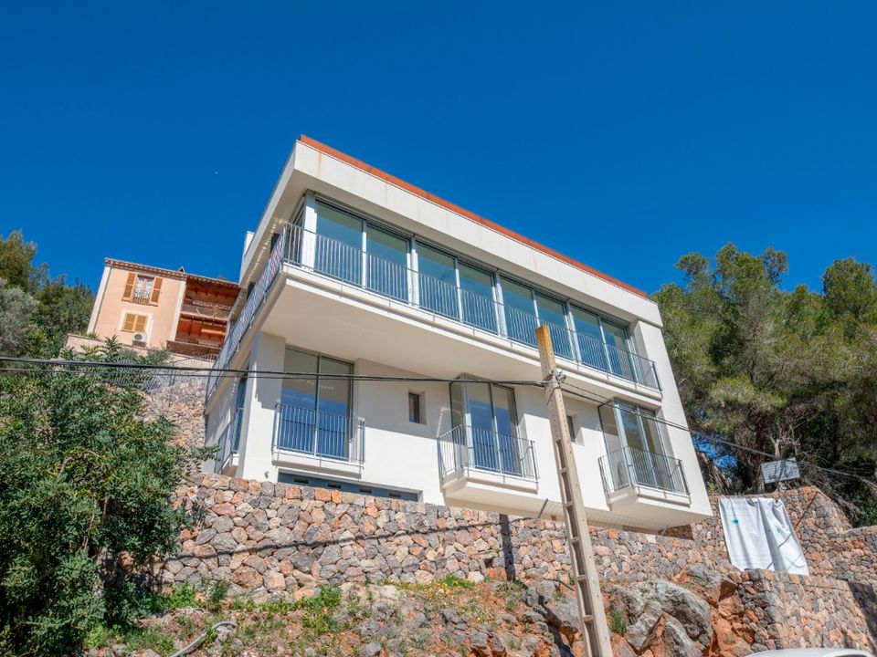 Properties for sale in Port De Soller, Majorca