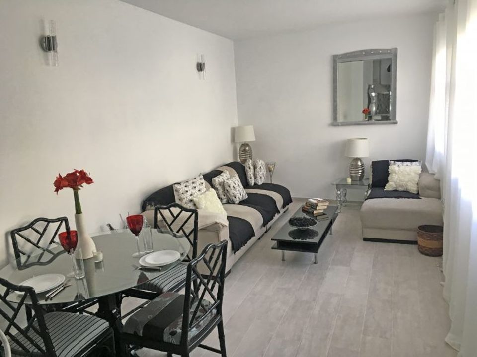 Town house for sale in Pruna, Seville province € 75,000 Ref