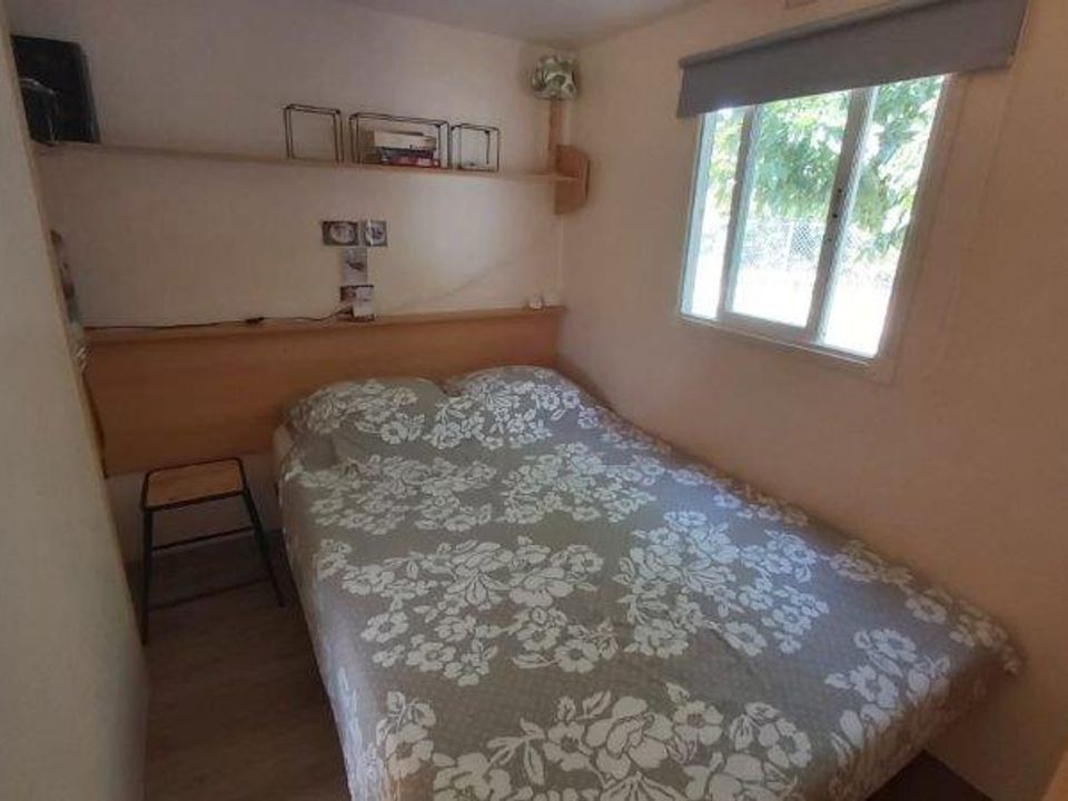 Wooden/mobile home for sale in Tivenys, Tarragona province € 69,000
