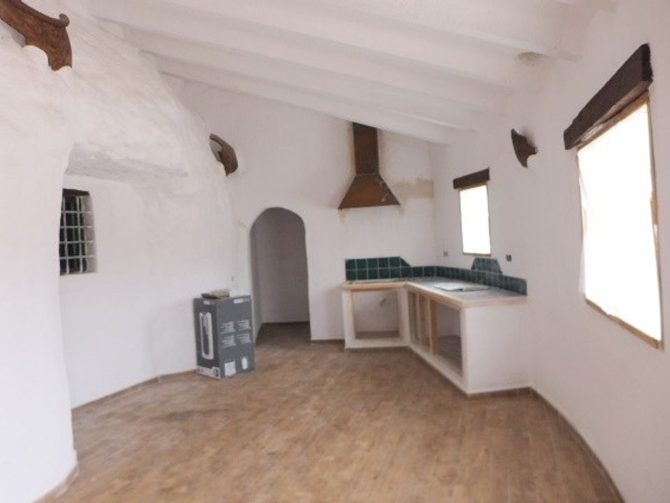 Cave houses for sale in Granada, Andalucia Kyero Page 8