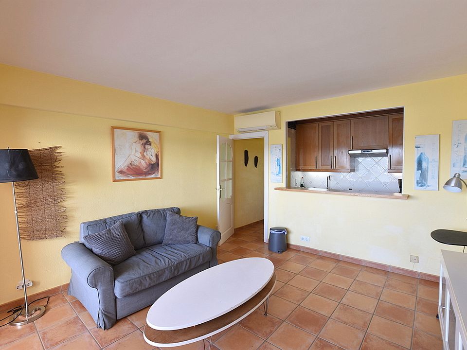 Properties for sale in Magalluf, Majorca Kyero Page 2