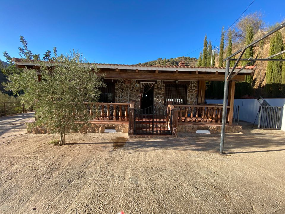 Properties for sale in Colmenar, Malaga province Kyero