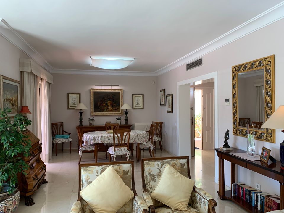 Properties for sale in Costa Meloneras, Gran Canaria Kyero