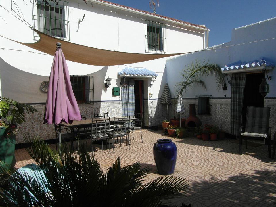 Country house for sale in Almogia, Malaga province € 295,000 Ref