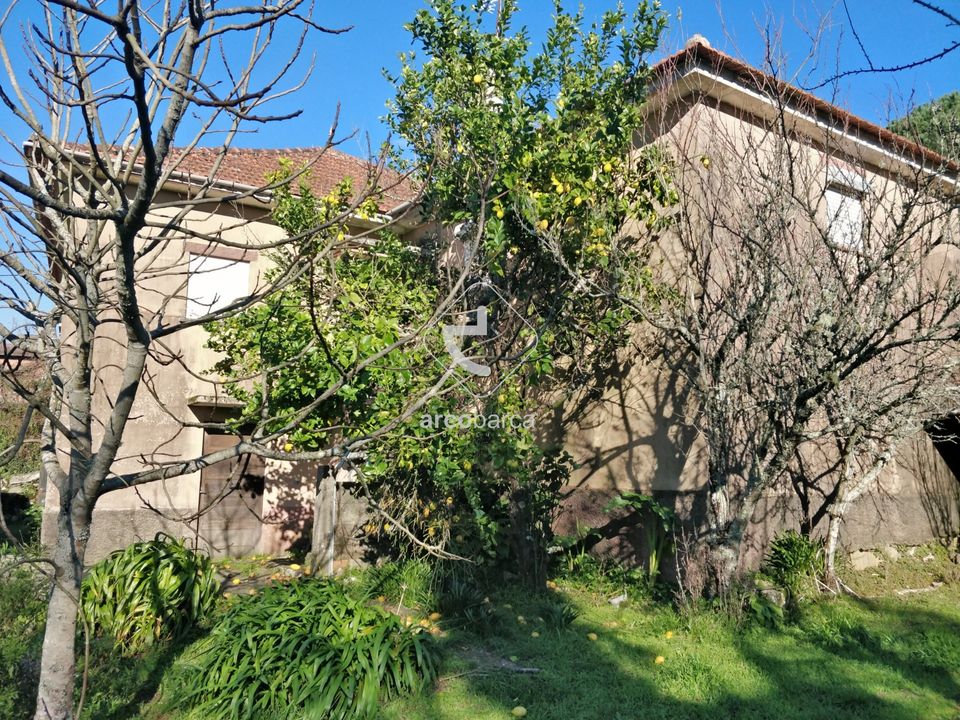 Country house for sale in Paredes de Coura, Viana do Castelo District