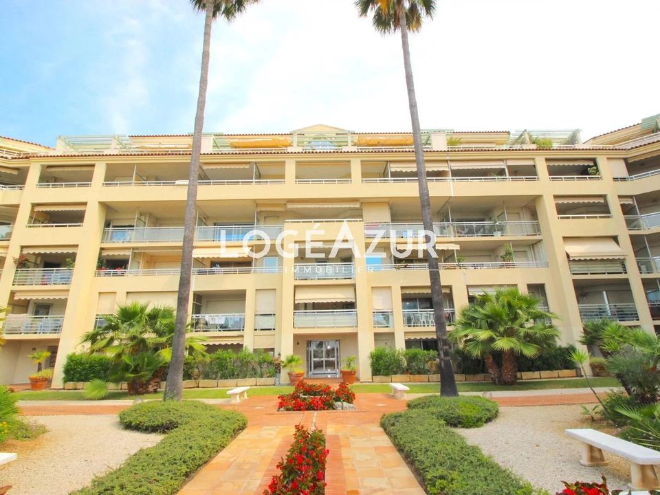 Apartment to rent in JuanlesPins, AlpesMaritimes from € 700 per