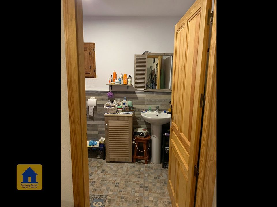 Cave house for sale in Huescar, Granada province € 75,000 Ref