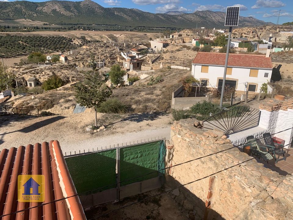 Cave house for sale in Huescar, Granada province € 75,000 Ref