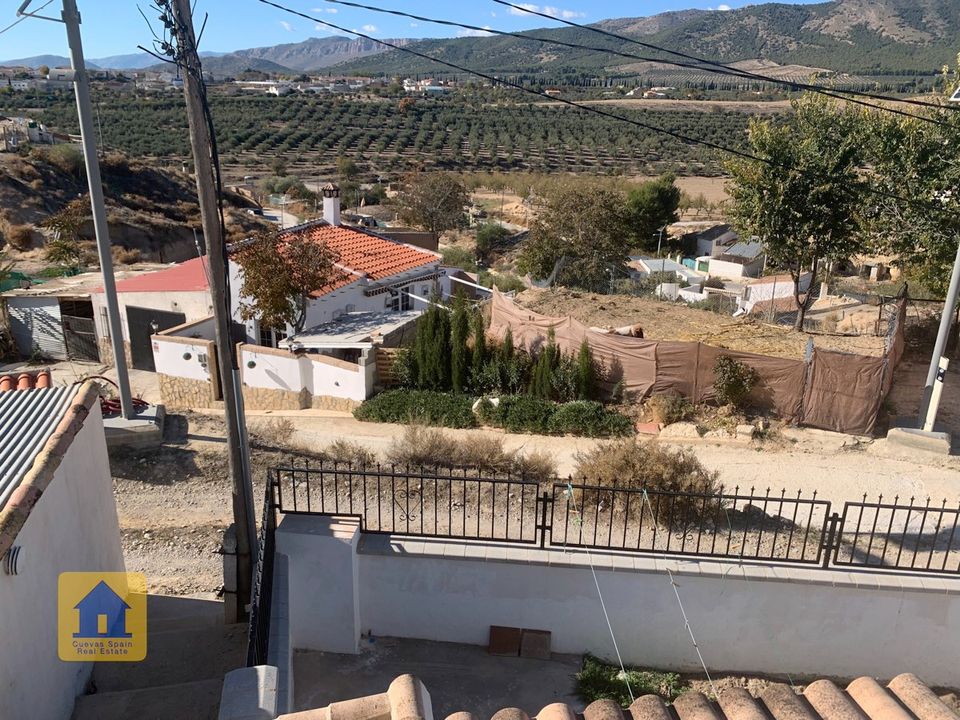 Cave house for sale in Huescar, Granada province € 75,000 Ref