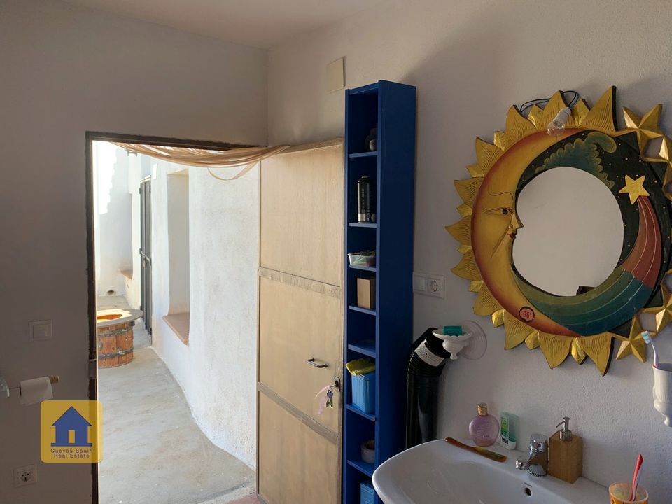 Cave house for sale in Huescar, Granada province € 75,000 Ref