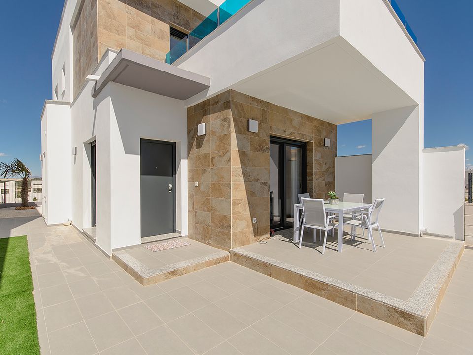 Properties for sale in Entre Naranjos, Alicante province Kyero