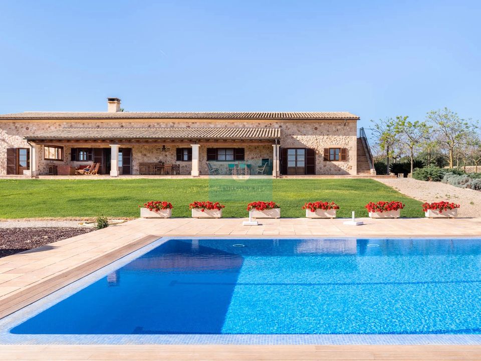 Properties for sale in Porto Cristo, Majorca Kyero