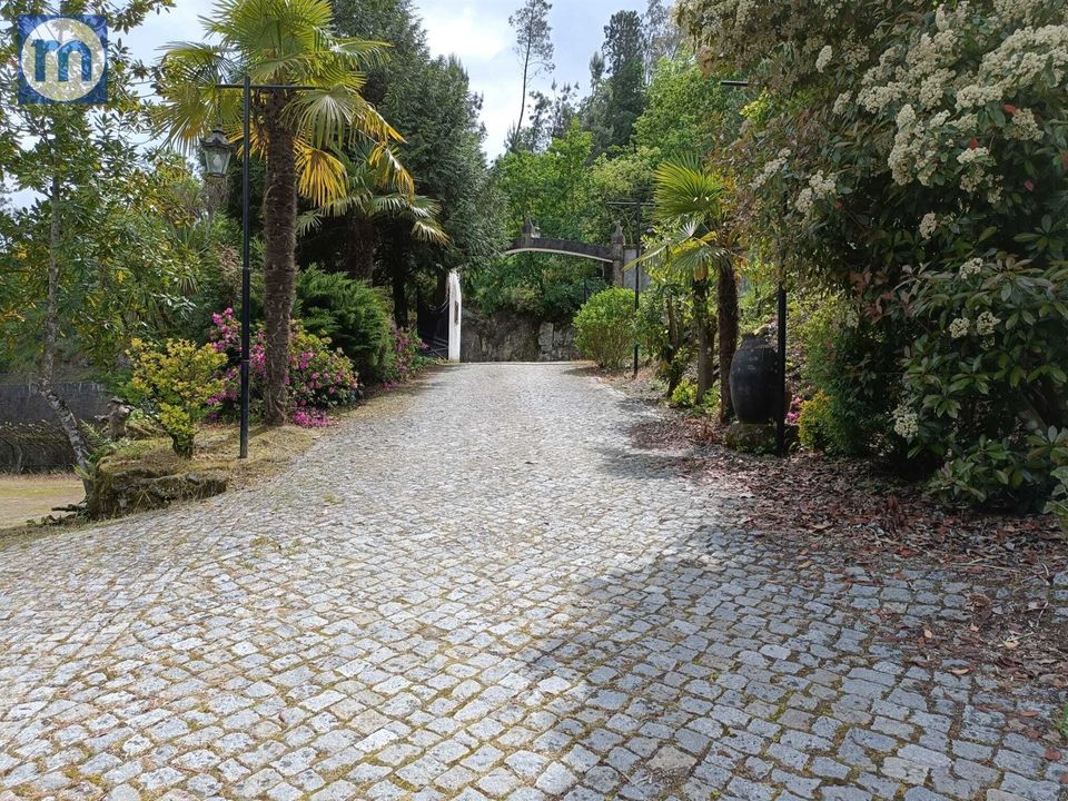 Country house for sale in Amarante, Porto District € 490,000 Ref