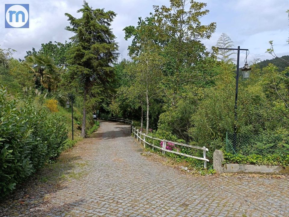 Country house for sale in Amarante, Porto District € 490,000 Ref 14730000