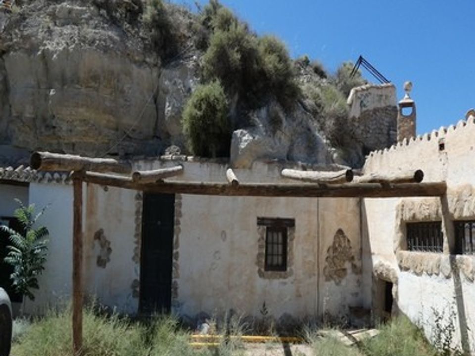 Cave house for sale in Galera, Granada province € 85,000 Ref