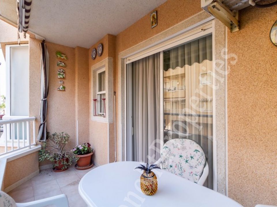 Apartment to rent in Guardamar Del