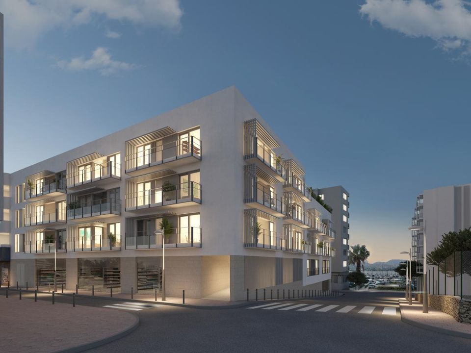 Apartment for sale in San Antonio De Portmany, € 365,000 Ref