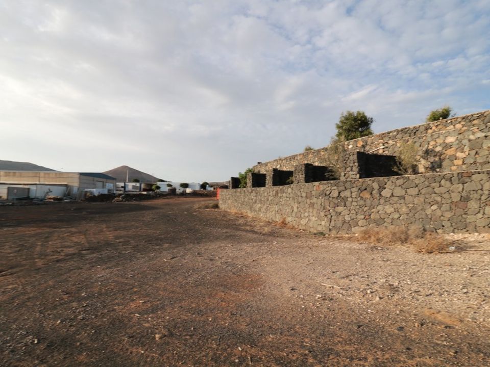 Properties for sale in Tias, Lanzarote Kyero