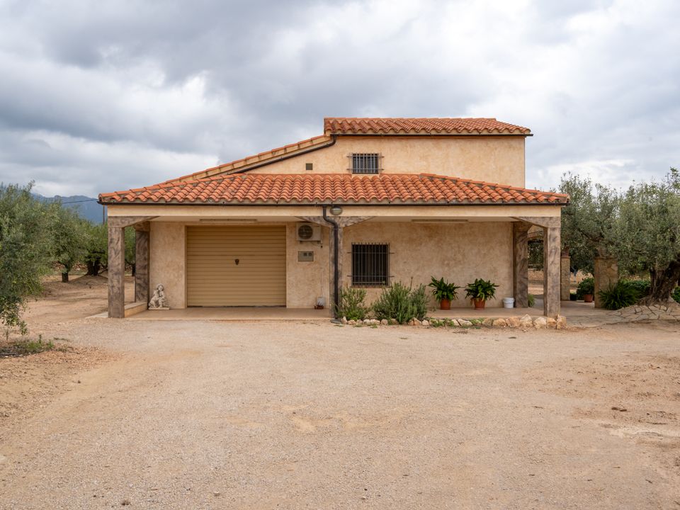 Properties for sale in Tortosa, Tarragona province Kyero