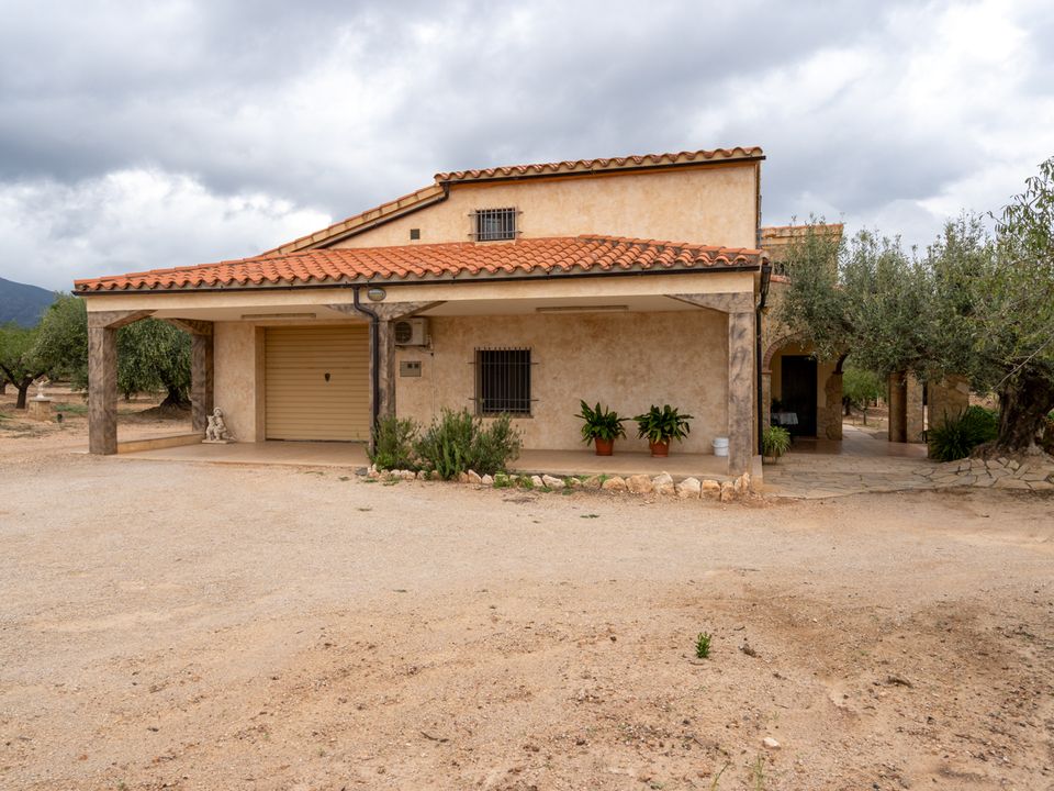 Properties for sale in Tortosa, Tarragona province Kyero