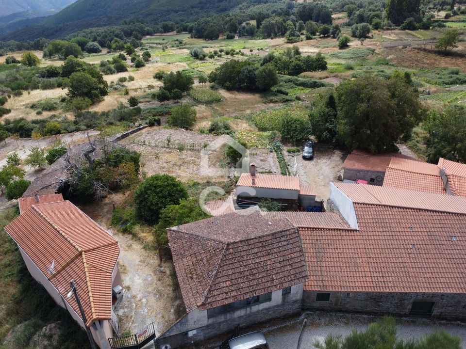 Villa for sale in Chaves, Vila Real District € 29,500 Ref 16048264