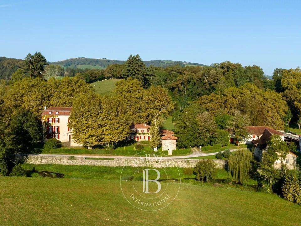 загородный дом в Saint-Palais, Pyrenees-Atlantiques - фотография 4