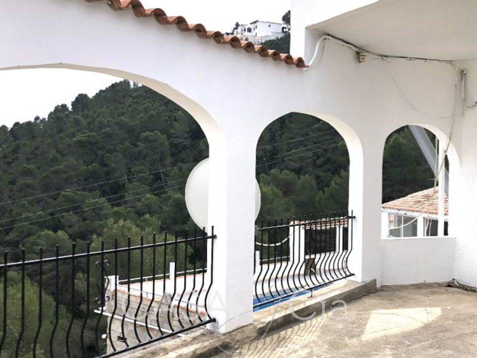 Villa for sale in La Font D'en Carros, Valencia province € 249,000