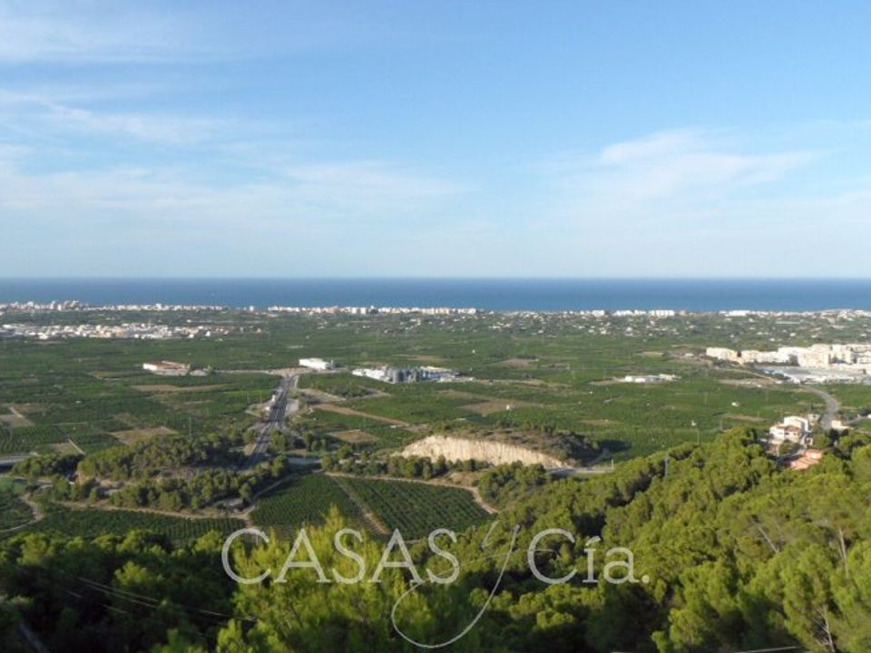 Villa for sale in La Font D'en Carros, Valencia province € 249,000