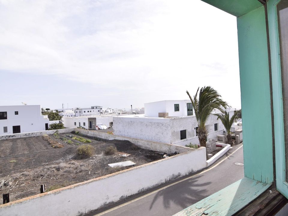 Apartment for sale in Tias, Lanzarote € 275,000 Ref 16253855