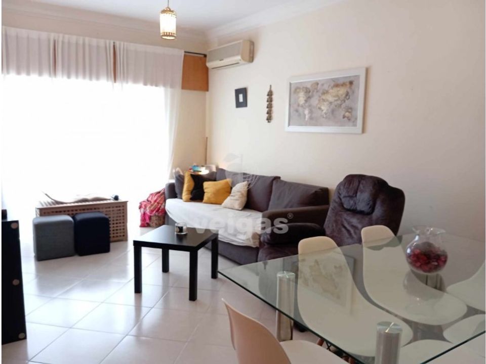 Apartment for sale in Caldas da Rainha, Leiria District € 187,000