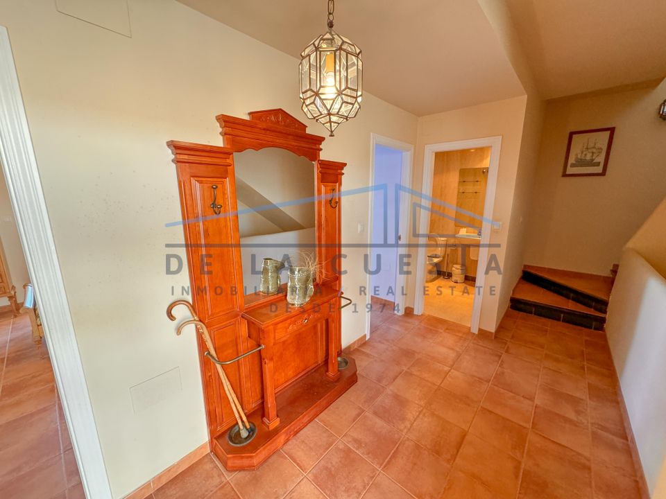 Town house for sale in La Herradura, Granada province € 450,000 Ref