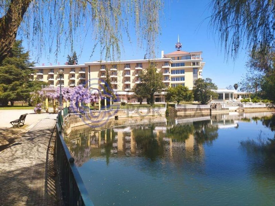 Apartment for sale in Tomar, Santarem District € 180,000 Ref