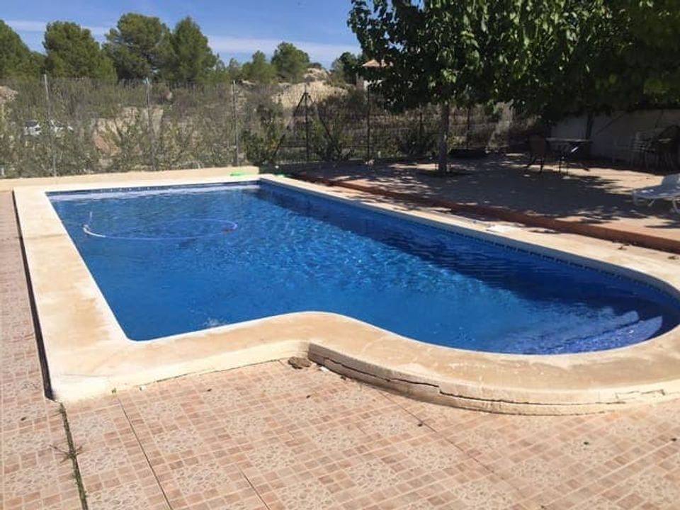 Country house for sale in Bullas, Murcia province € 110,000 Ref
