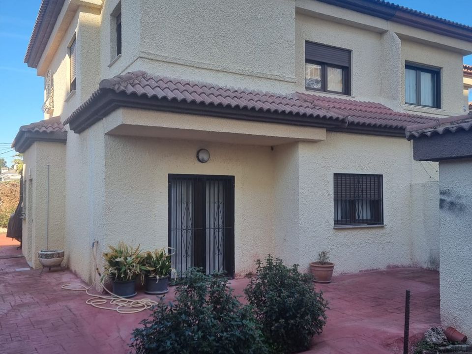 Properties for sale in Gandia, Valencia province Kyero