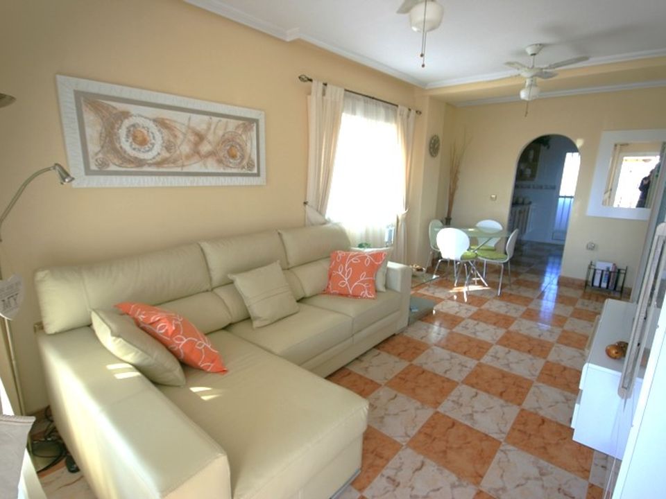 Apartment for sale in La Zenia, Alicante province € 129,950 Ref 16822327