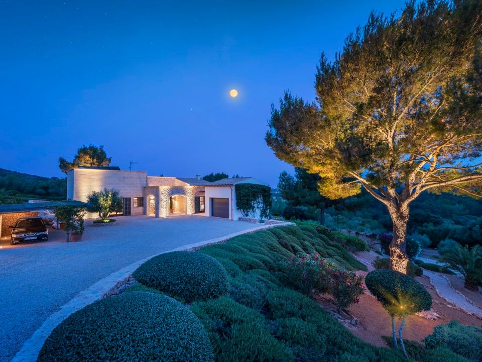 Country houses for sale in Spain