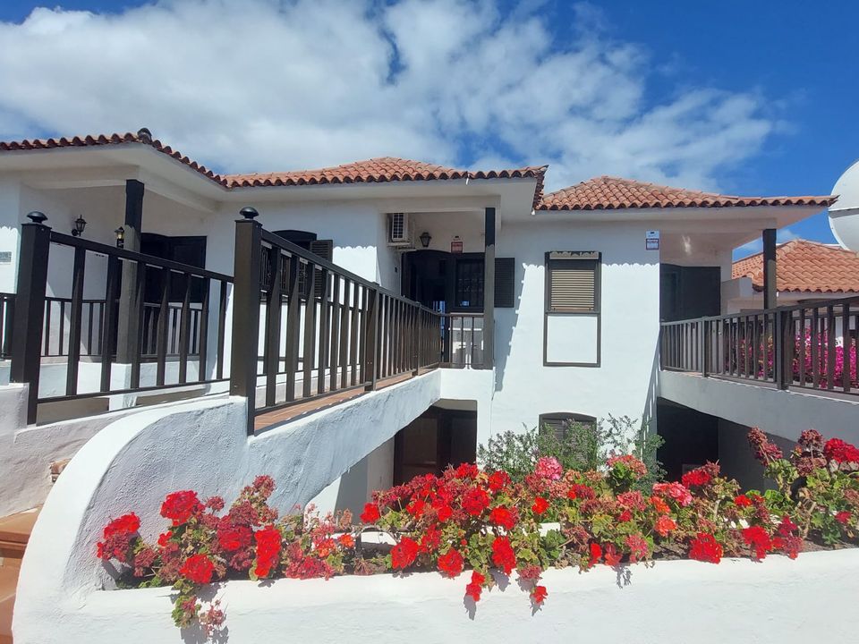 Apartment for sale in Amarilla Golf, Tenerife € 205,000 Ref
