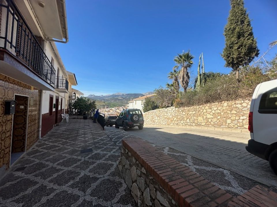 Properties for sale in Riogordo, Malaga province Kyero