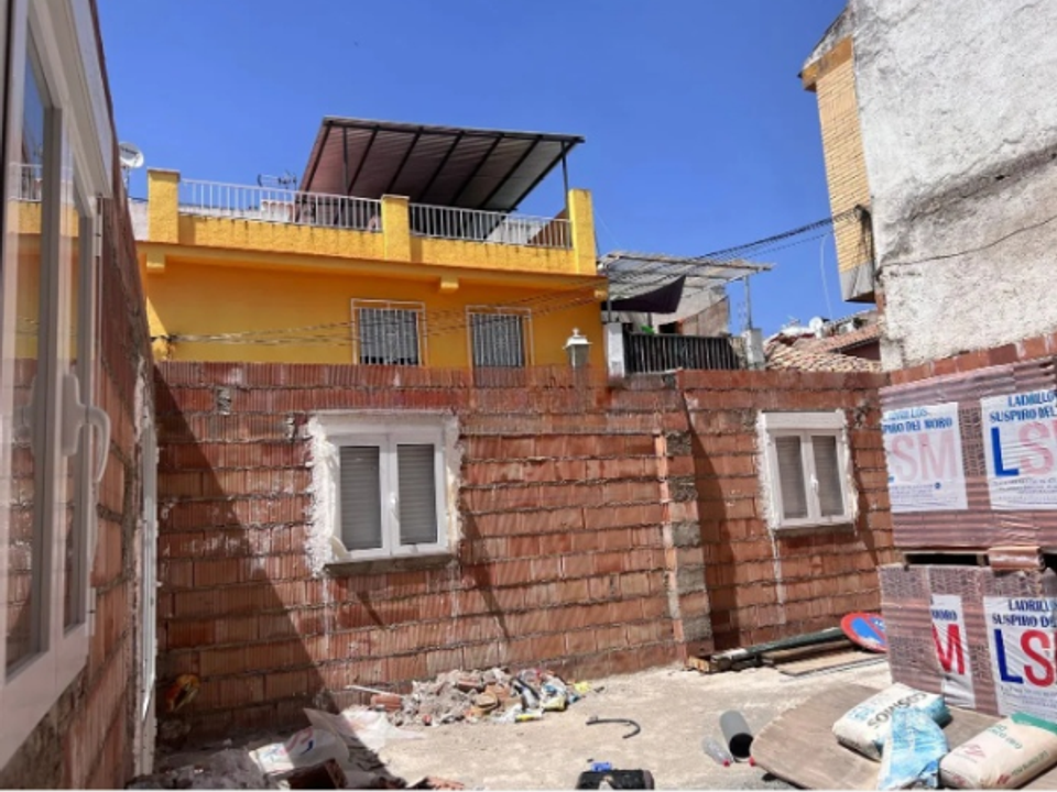 Cheap Properties for sale in Granada city, Granada Kyero