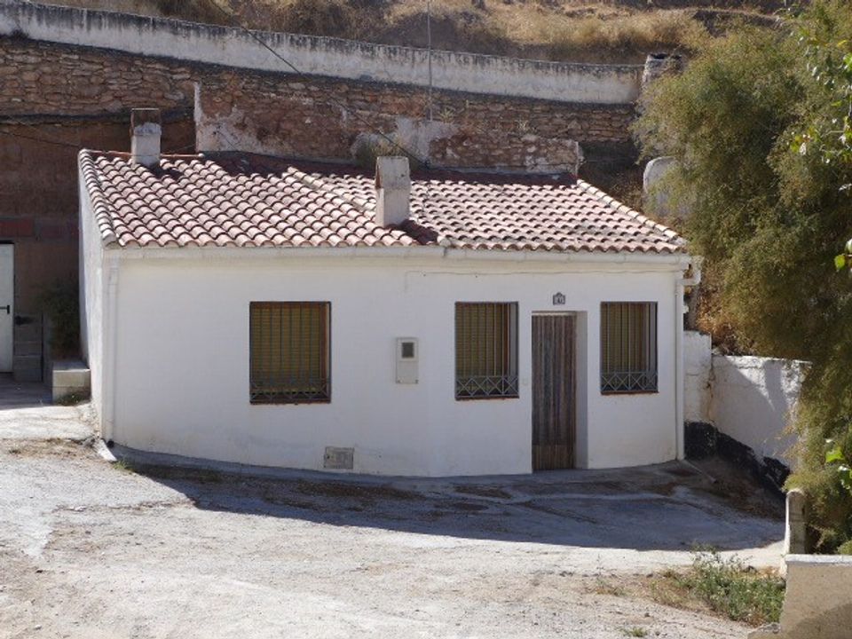 Cave houses for sale in Freila, Granada province Kyero