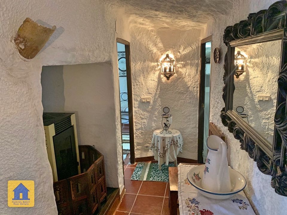 Cave house for sale in Galera, Granada province € 80,000 Ref