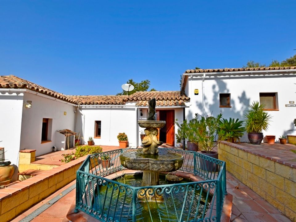Country house for sale in Ronda, Malaga province € 399,000 Ref