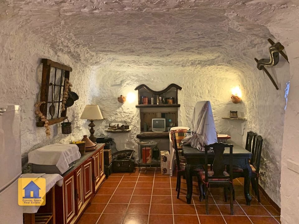 Cave house for sale in Galera, Granada province € 105,000 Ref